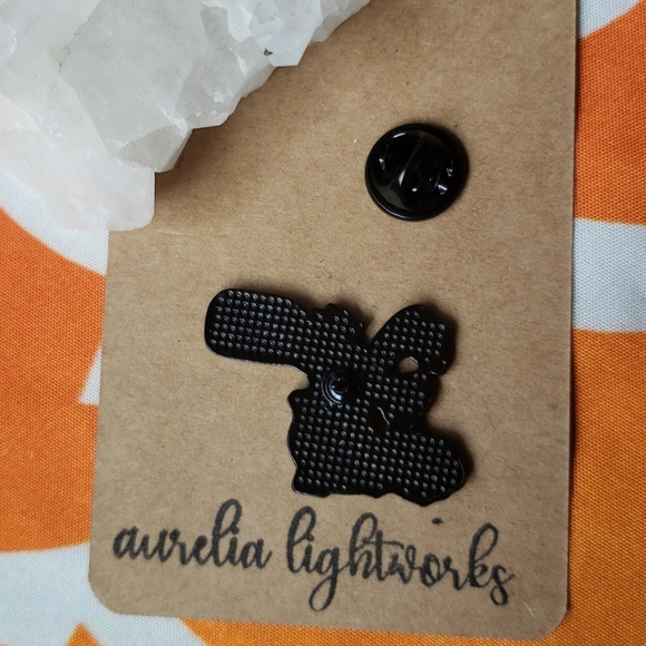 Ello worm Labyrinth pin - Picture 2 of 6